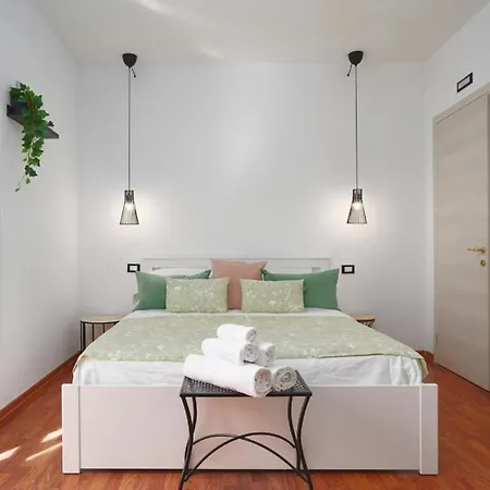 Quiet Night Pensionat 3*