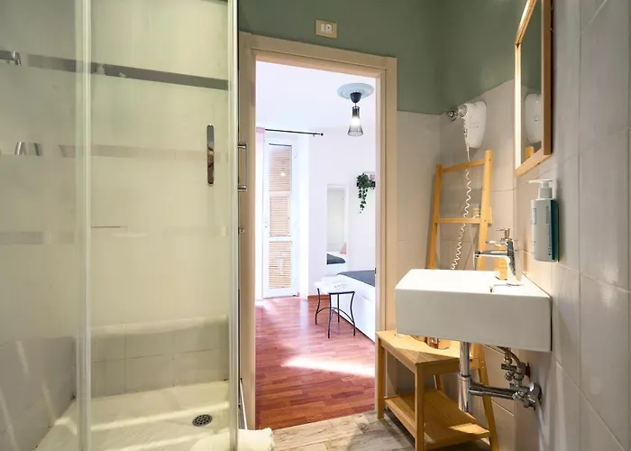 Hotiday Quiet Night La Spezia