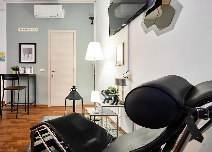 בית הארחה Hotiday Quiet Night 3*